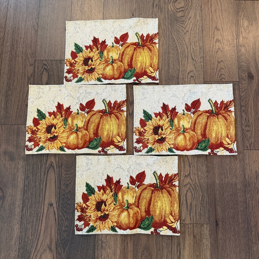 Vintage placemats designed with sunflower & pumpkins, set of 4